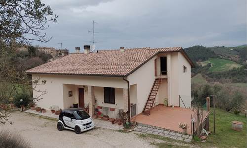 Town House for Sale in Collazzone