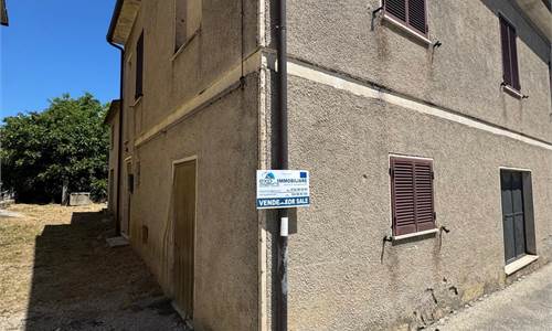 ABITAZIONE SEMI-INDIPENDENTE A MONTEFALCO (PG)